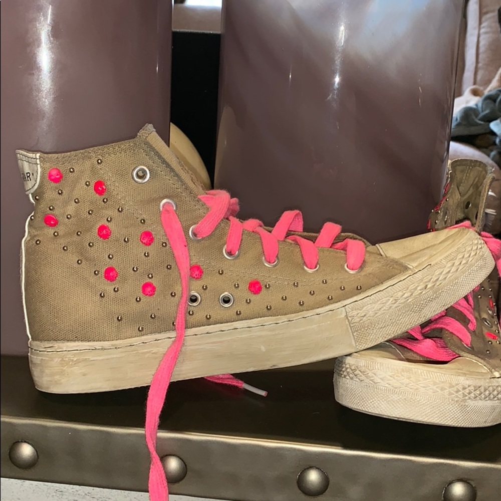 High top sneakers